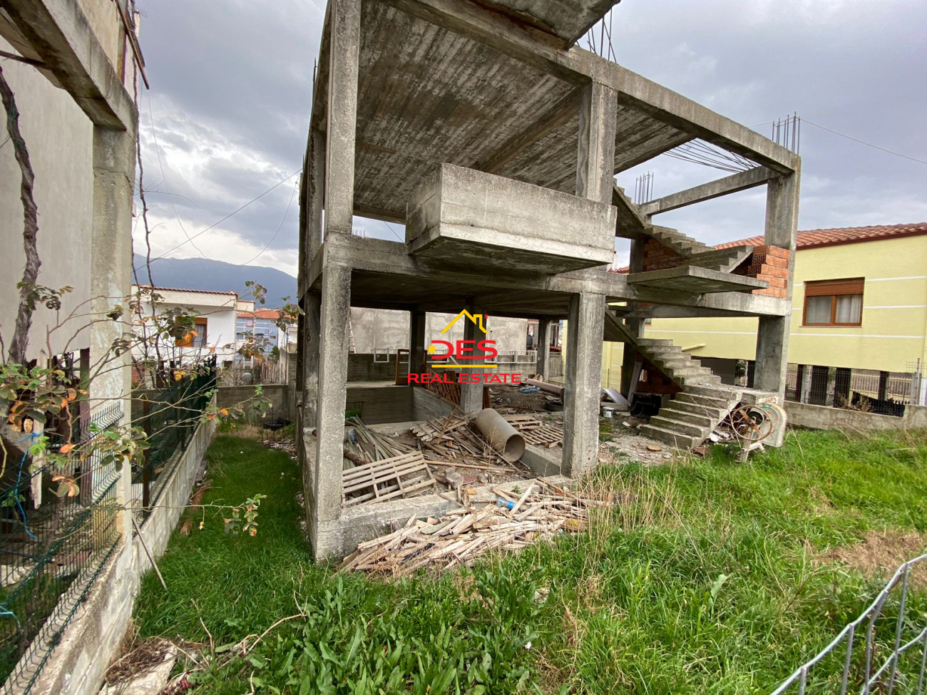 Sauk i vjetër 📍Prona ndodhet në afërsi të rru - photos