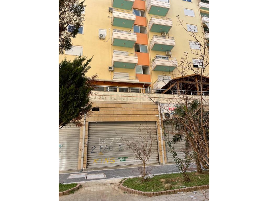 Foto e pronë në shitje Lungomare, Vlorë