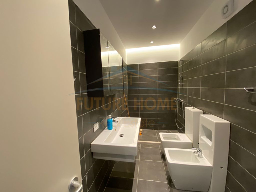 Foto e Apartment në shitje Ish-URT, Durres, Durrës