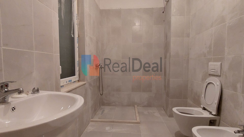 Foto e Apartment në shitje Laprake, Rruga Dritan Hoxha, Tiranë
