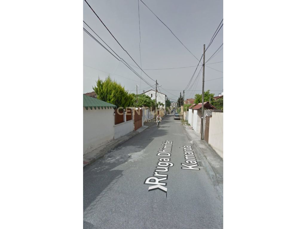 Foto e Vilë në shitje Ali Demi, Tiranë