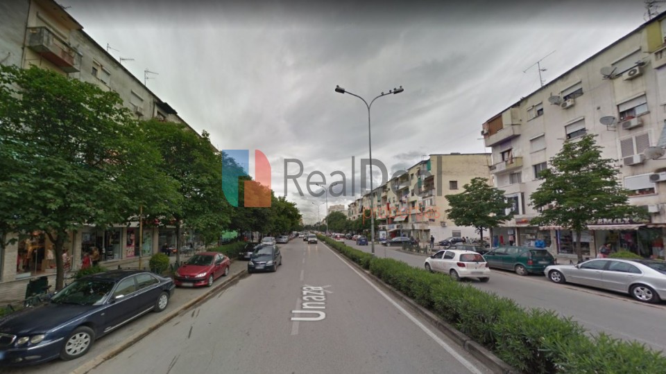 Foto e Ambient biznesi në shitje Vasil Shanto, Rruga Muhamet Gjollesha, Tiranë