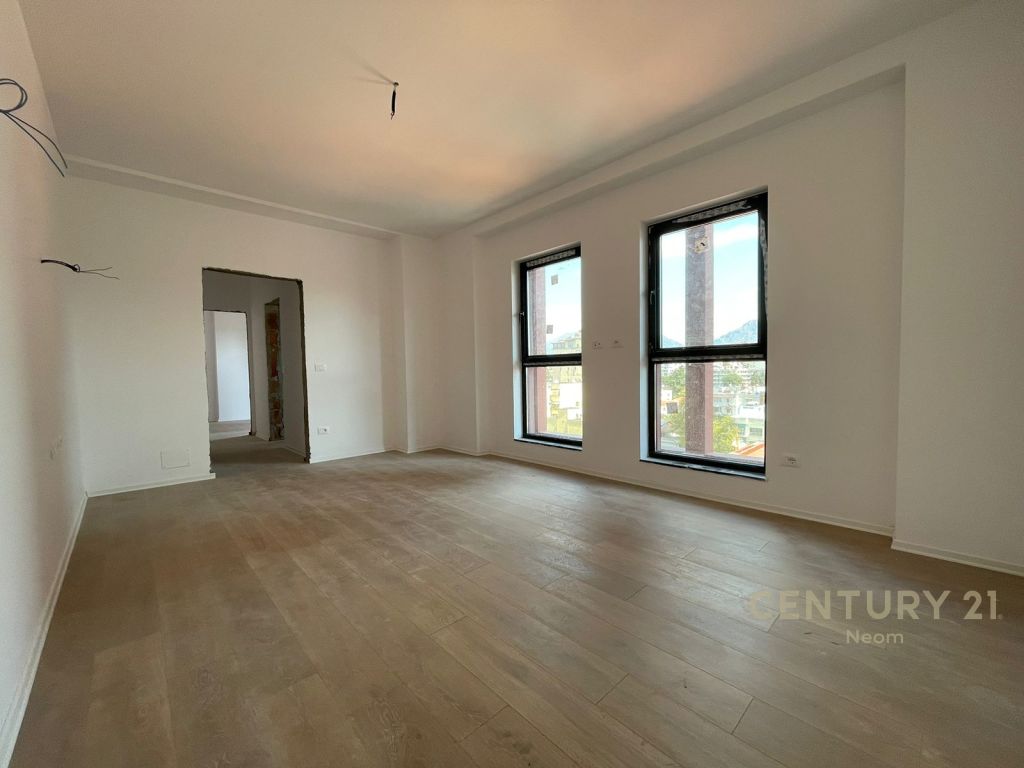 Tirana Garden Building - photos