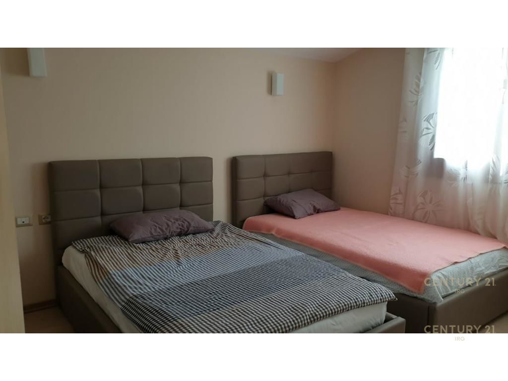 Foto e Apartment në shitje rruga kopshti zologjike, rruga peti, Tiranë