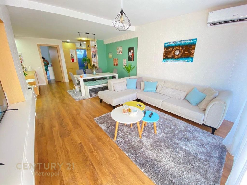 Foto e Apartment me qëra Liqeni i Thatë, Tiranë