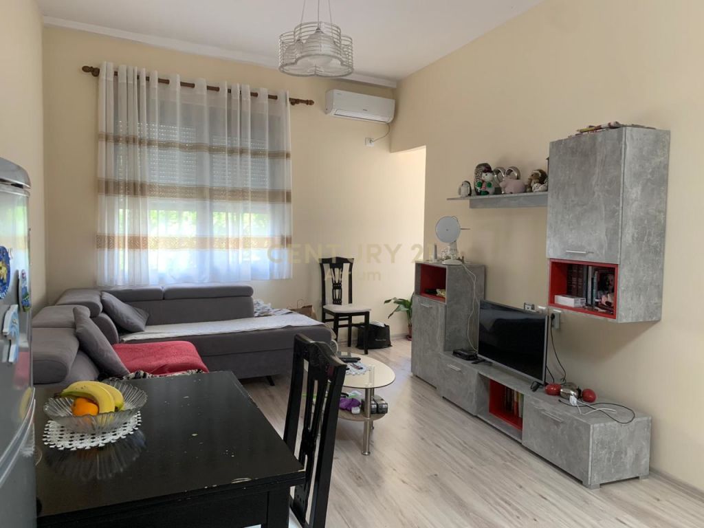 Foto e Apartment me qëra Materniteti i Ri, Tiranë