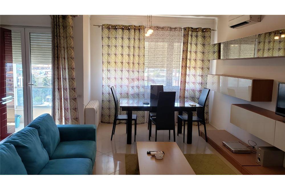 Rruga e Kavajës - photos