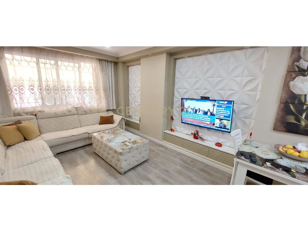 Foto e Apartment në shitje rruga myslym shyri , Tiranë