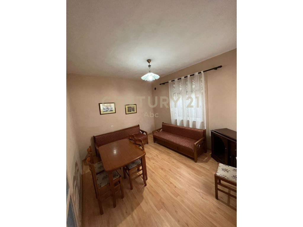 Foto e pronë me qëra Lagjja 2, Korçë