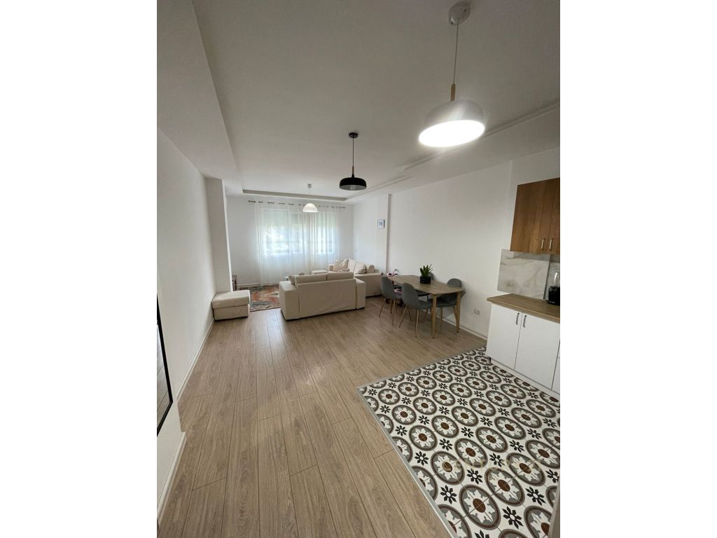 Foto e Apartment në shitje rruga liqeni i thate , Tiranë