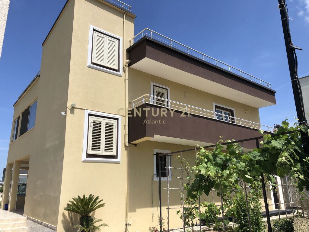 Foto e Vilë me qëra Plazh Iliria, Durrës
