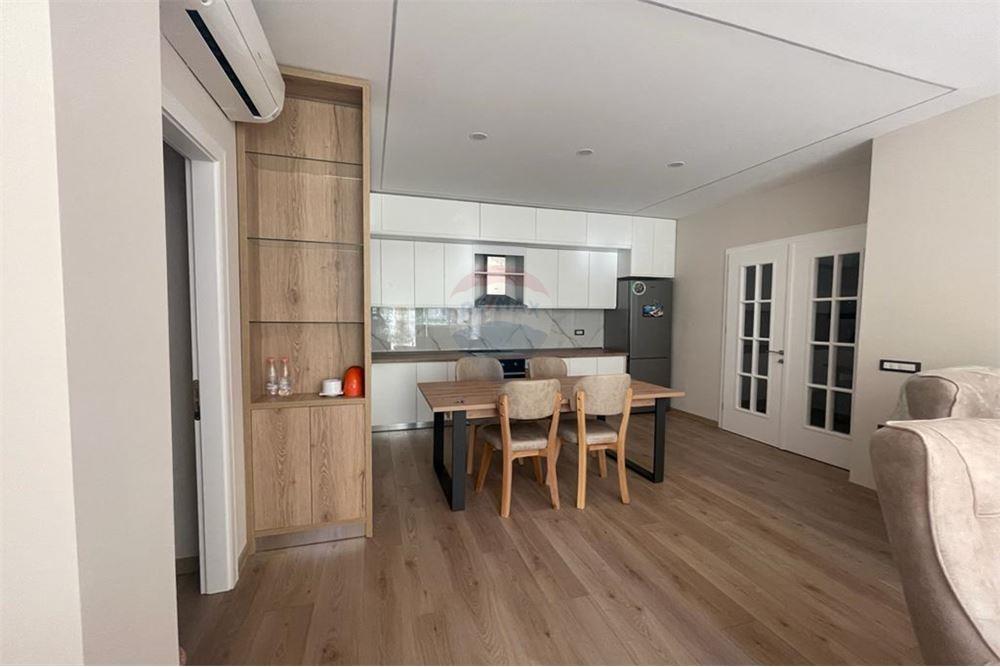 Foto e Apartment me qëra Bulevardi ismail qemali, Vlorë