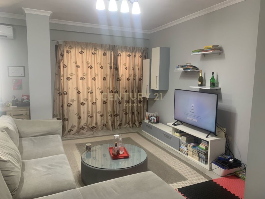 Foto e Apartment në shitje Yzberish, Tiranë