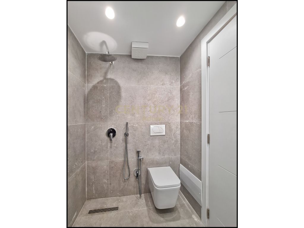 Foto e Apartment në shitje rruga 21 dhjetori , Tiranë