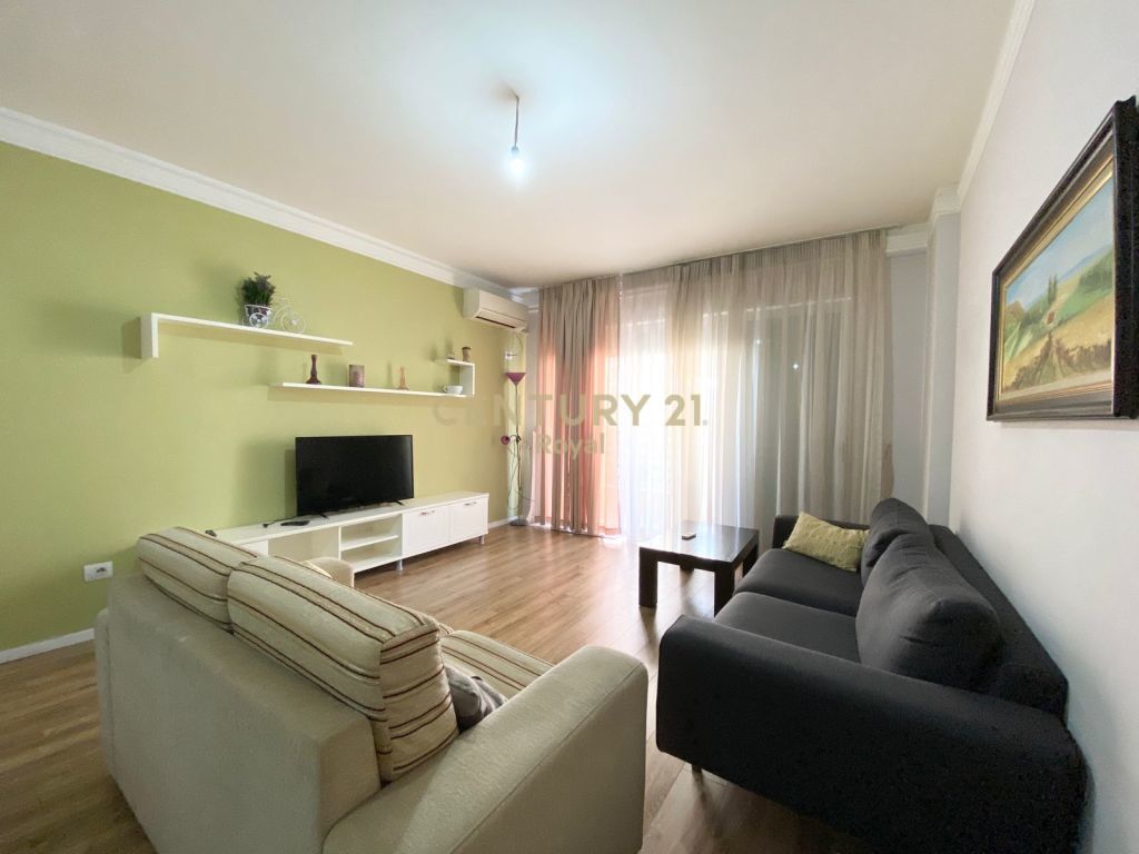 Foto e Apartment me qëra Astiri, Tiranë