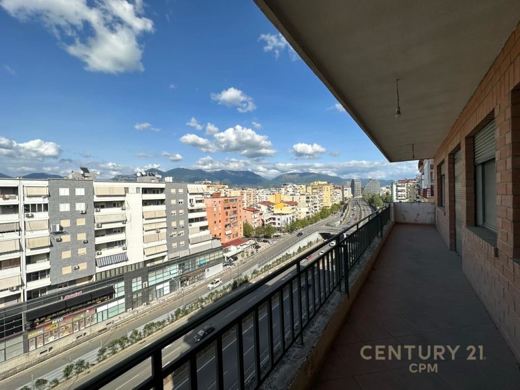 Foto e Apartment në shitje rruga kodra e diellit, Tiranë