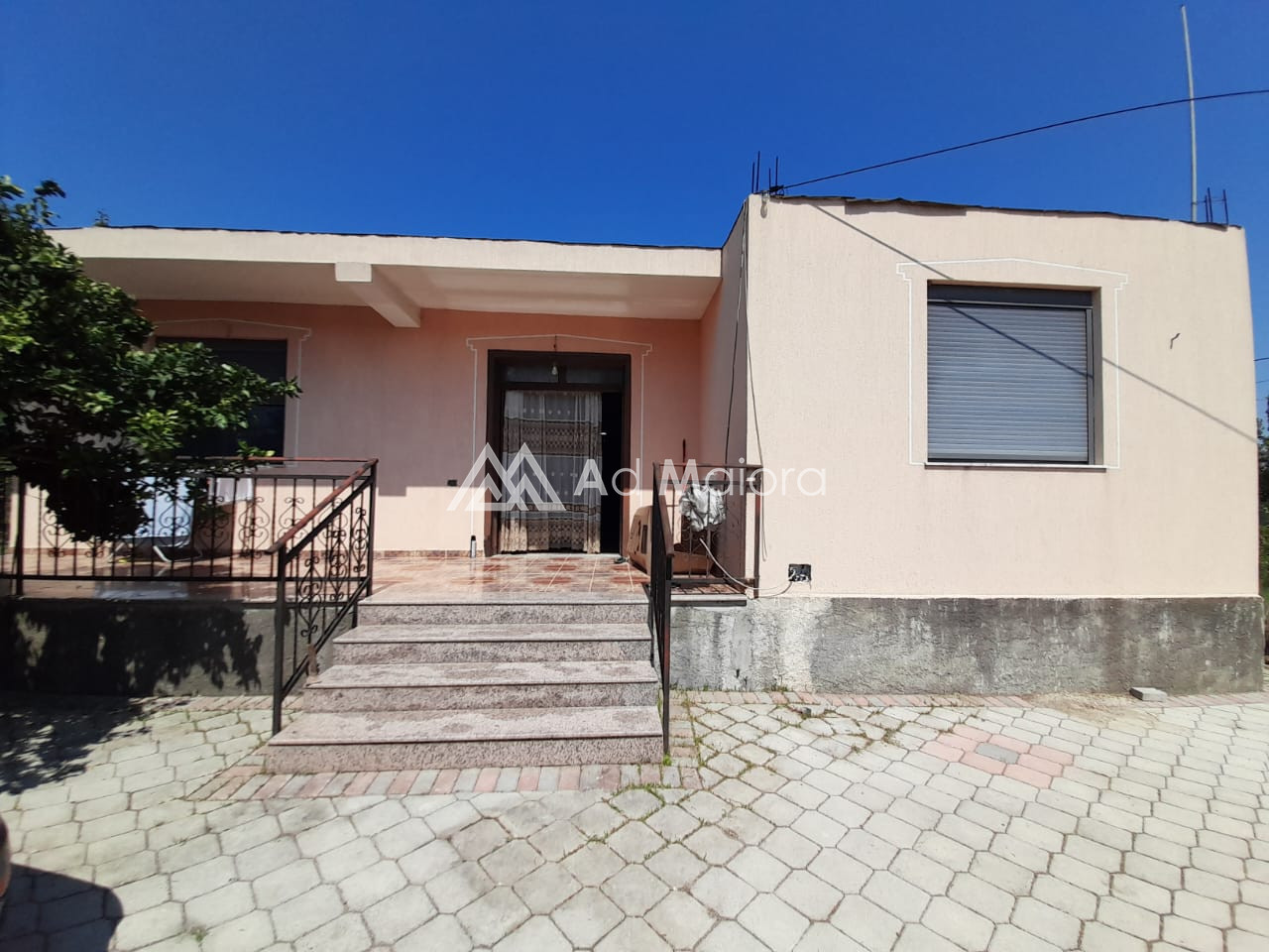 Foto e Shtëpi në shitje spitalle durres, lagjja 15, Durrës