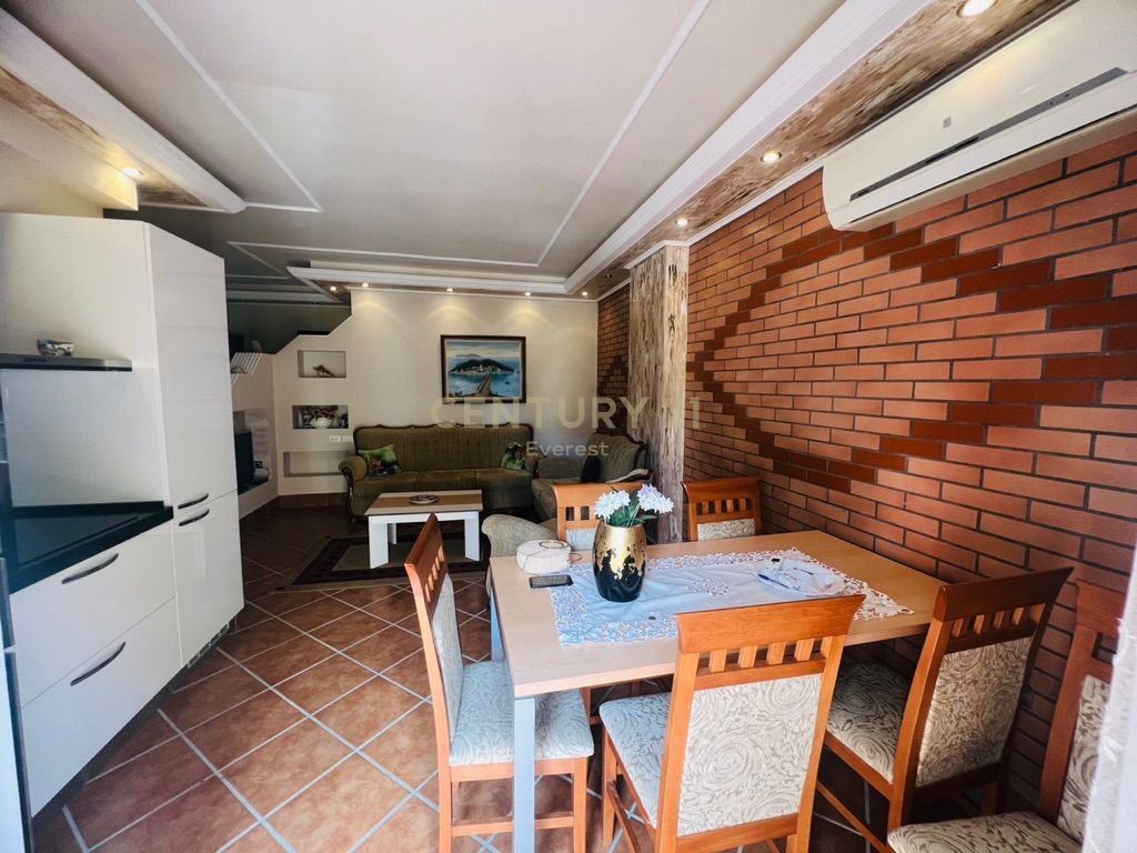 Foto e Apartment me qëra LUNGOMARE, Vlorë