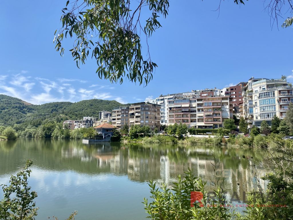 Foto e Apartment në shitje rruga liqeni artificial, Tiranë