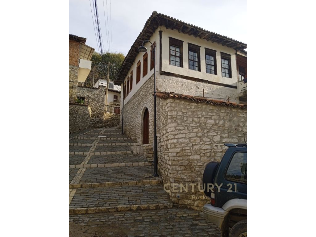 Foto e Shtëpi në shitje Berat, Muzeu Etnografik