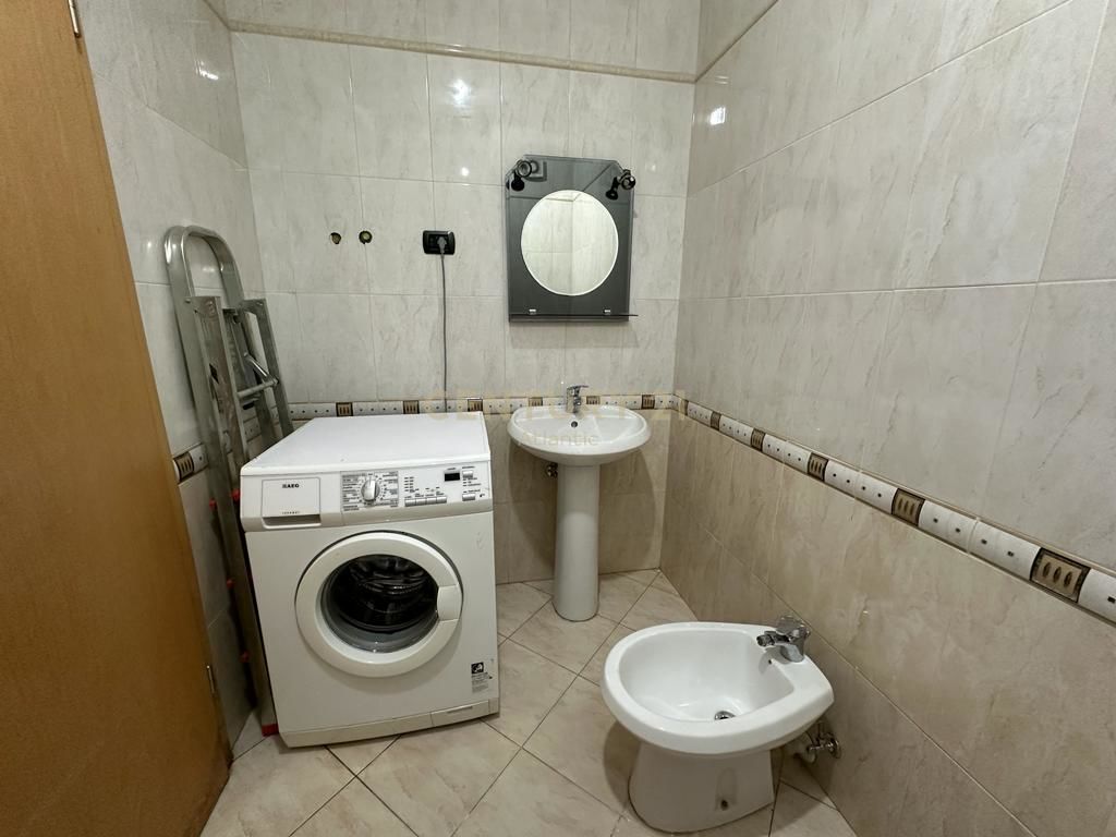 Foto e Hotel me qëra Plazh Hekurudha, Durrës