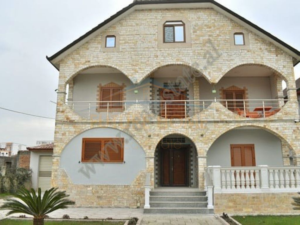 Foto e Apartment me qëra mezez, Tiranë