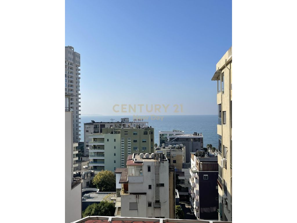 Foto e pronë me qëra Qendra e Durrësit, Amfiteatri, Durrës