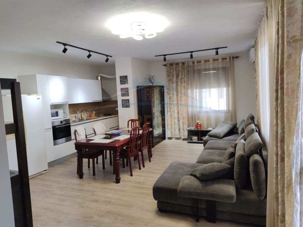 Foto e Apartment në shitje PAZARI I RI, tirane, Tiranë