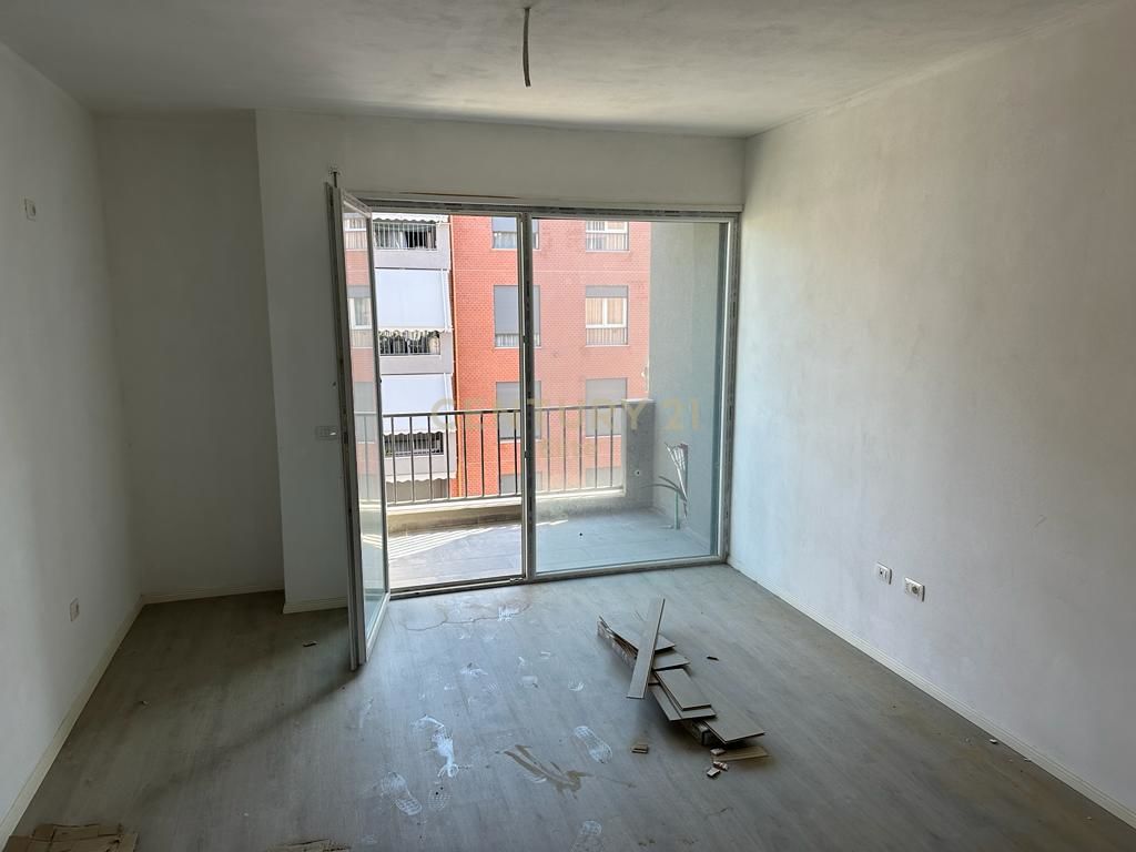 Foto e Apartment në shitje rruga 5 maji, Tiranë