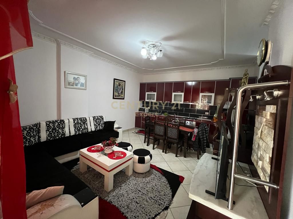 Foto e Apartment në shitje Transballkanike, Prane karburant Alpet, Vlorë