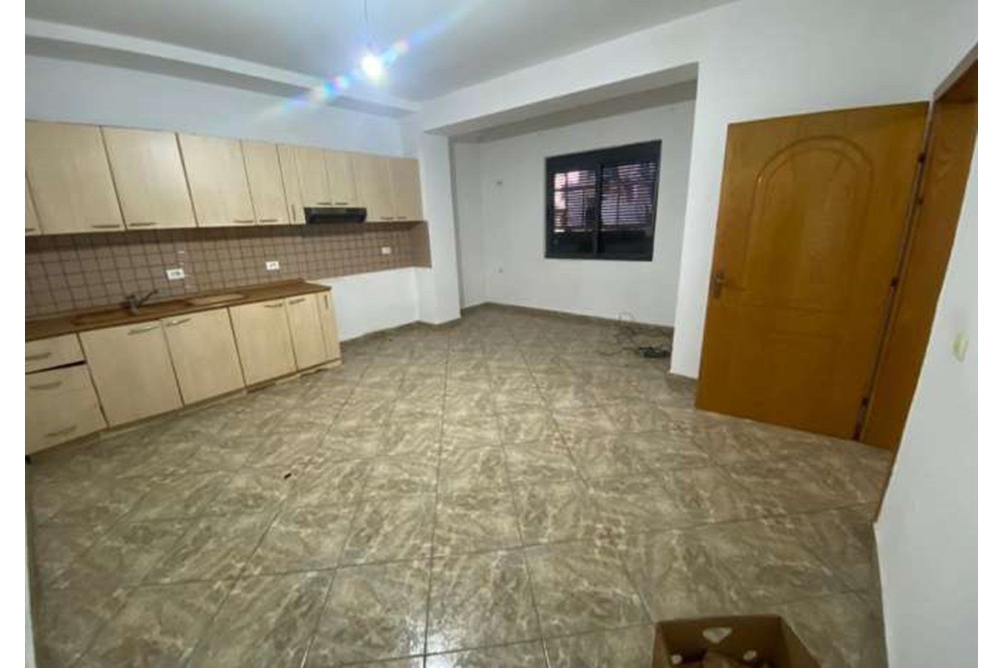 Foto e Apartment në shitje RR 5 MAJI,   Tregu i Madh - Rruga 5 Maji,  Tiranë,  Shqipëri, tirane, Tiranë