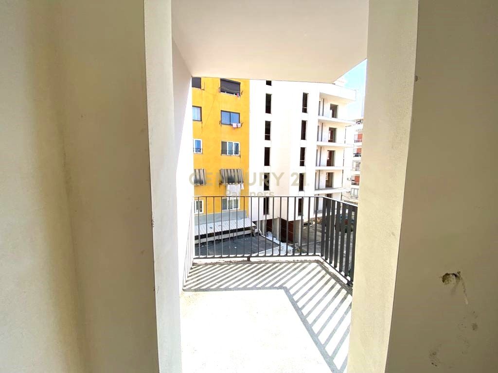 Foto e Apartment në shitje rruga mine peza, Tiranë