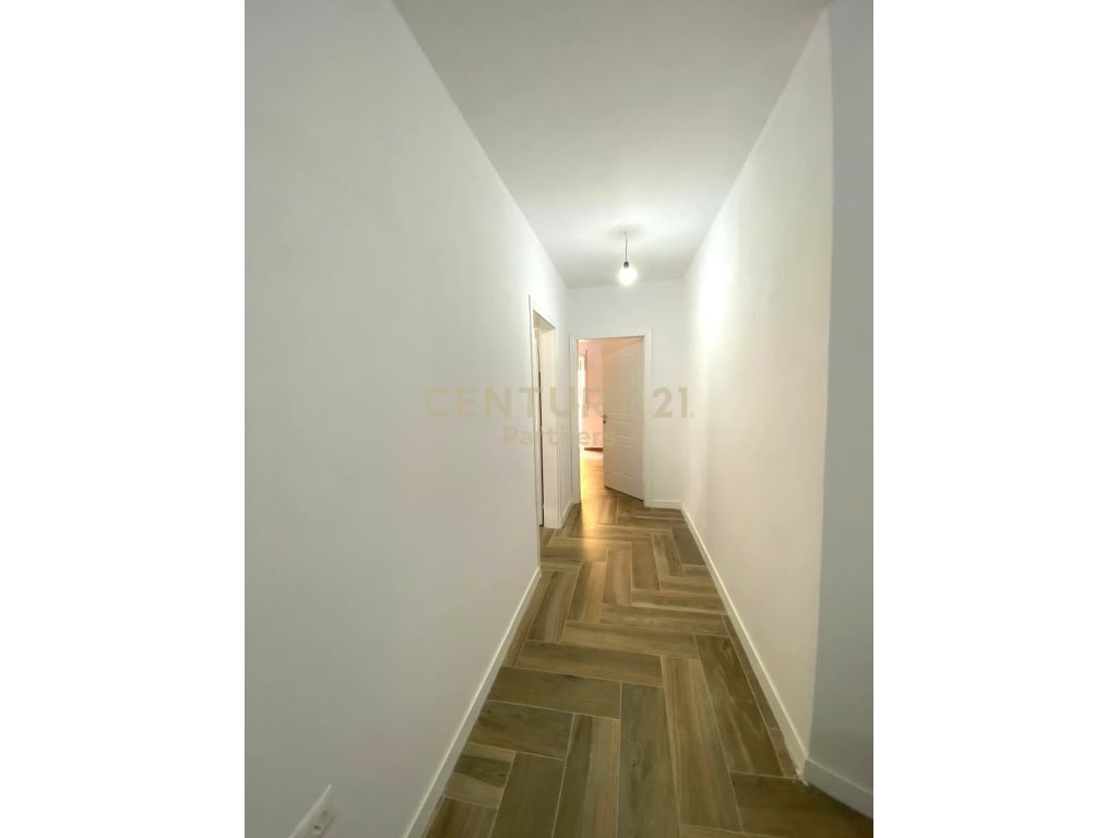 Foto e Apartment në shitje rruga mine peza, Tiranë