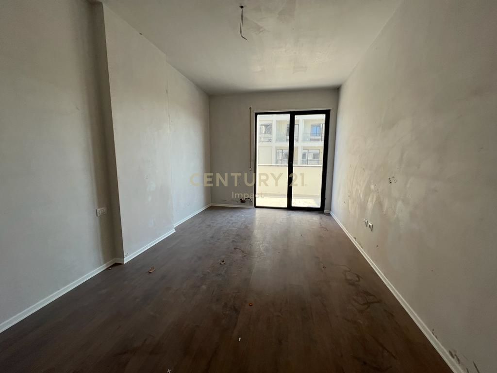 Foto e Apartment me qëra rruga kongresi i manastirit, Tiranë