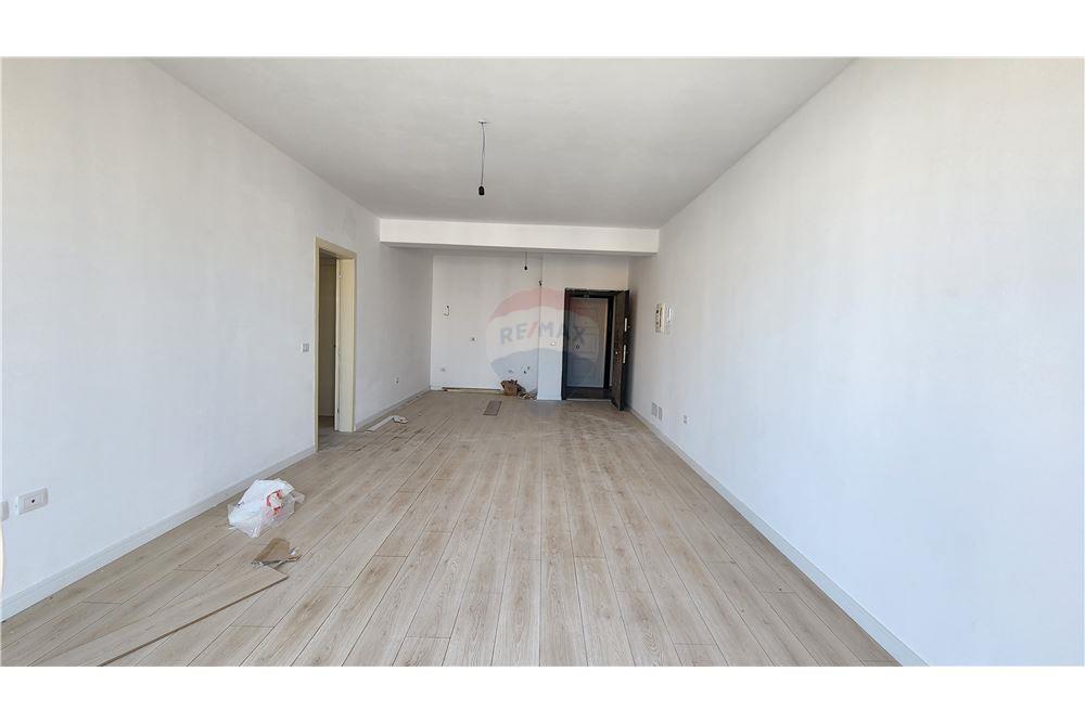 Foto e Apartment në shitje ish Fusha e Aviacionit, rruga dritan hoxha, Tiranë