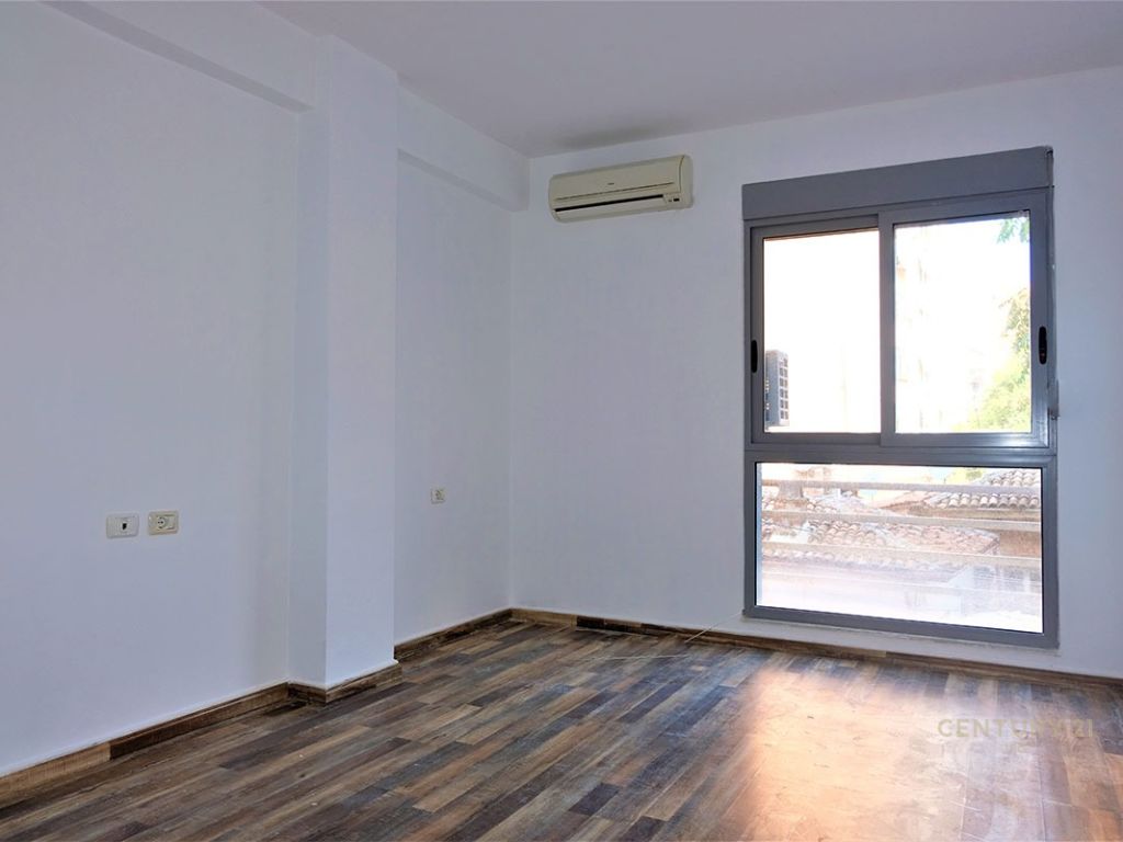 Foto e Apartment në shitje rruga him kolli, Tiranë