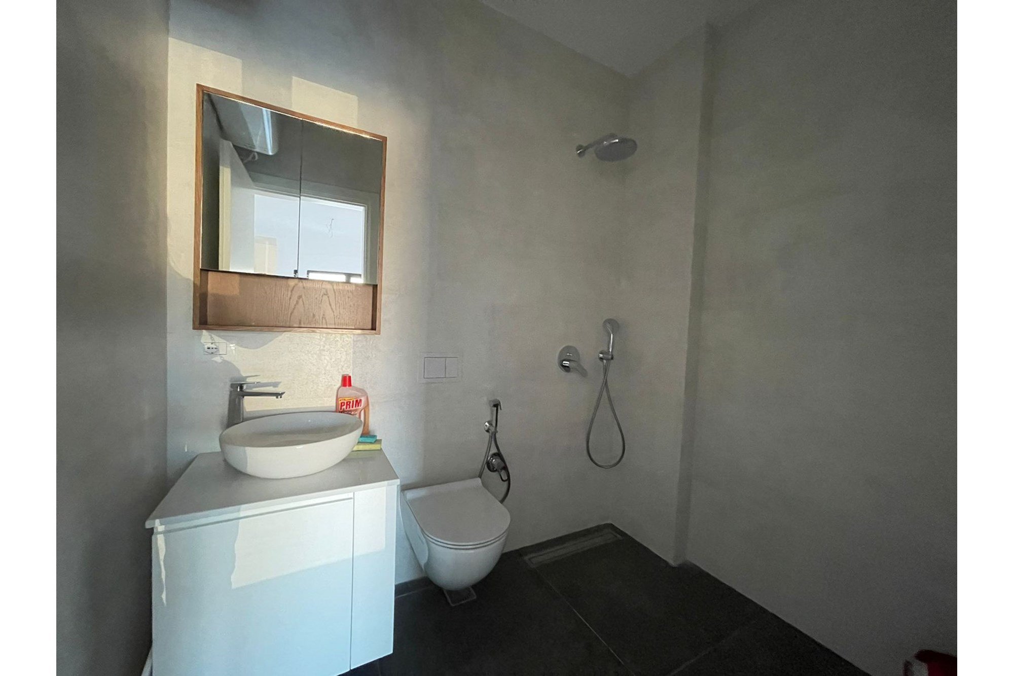 Foto e Apartment me qëra Rruga e Kavajës, tirane, Tiranë