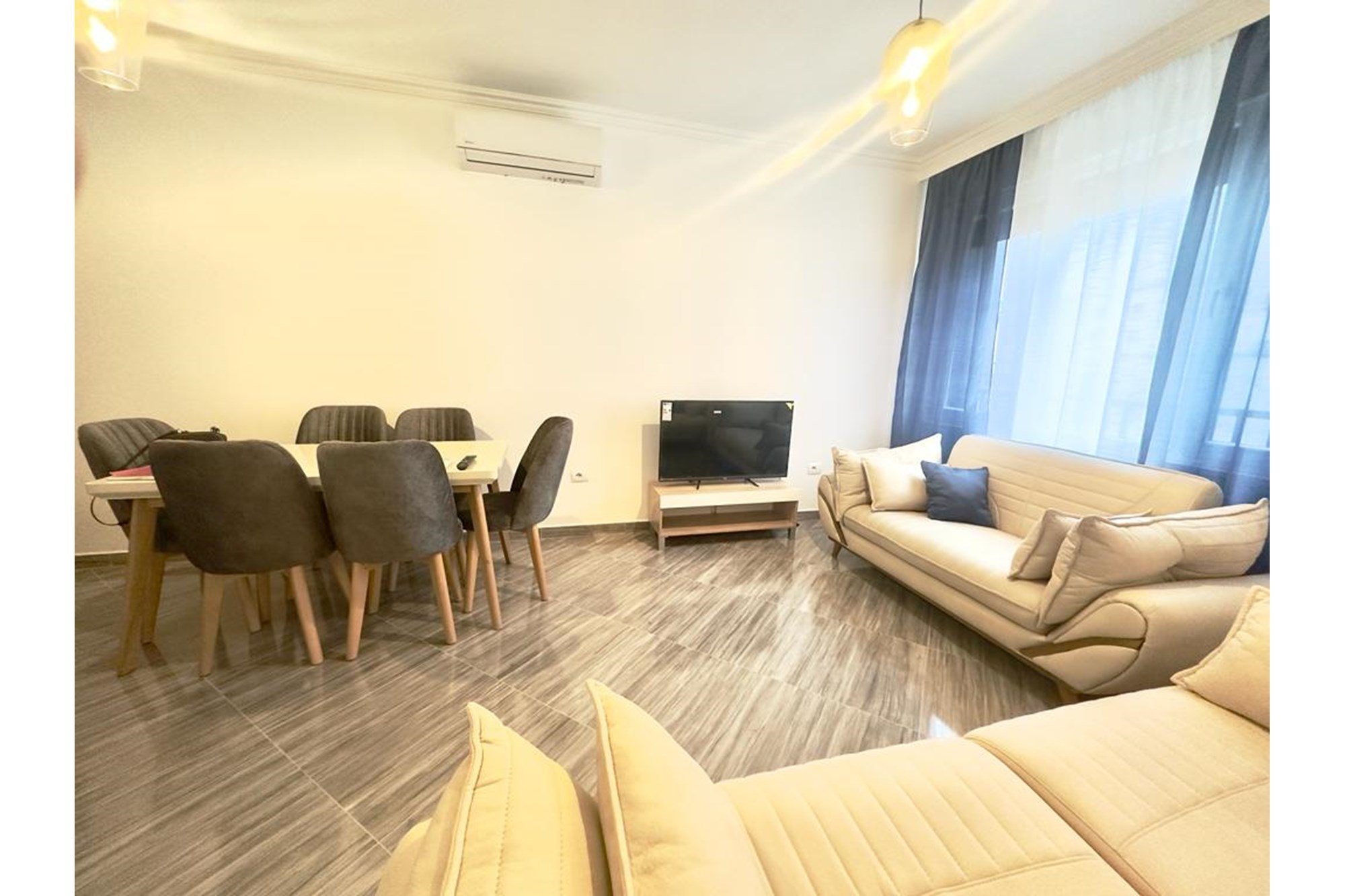 Foto e Apartment me qëra Pazari i Ri, Rruga Tefta Tashko Koco, tirane, Tiranë