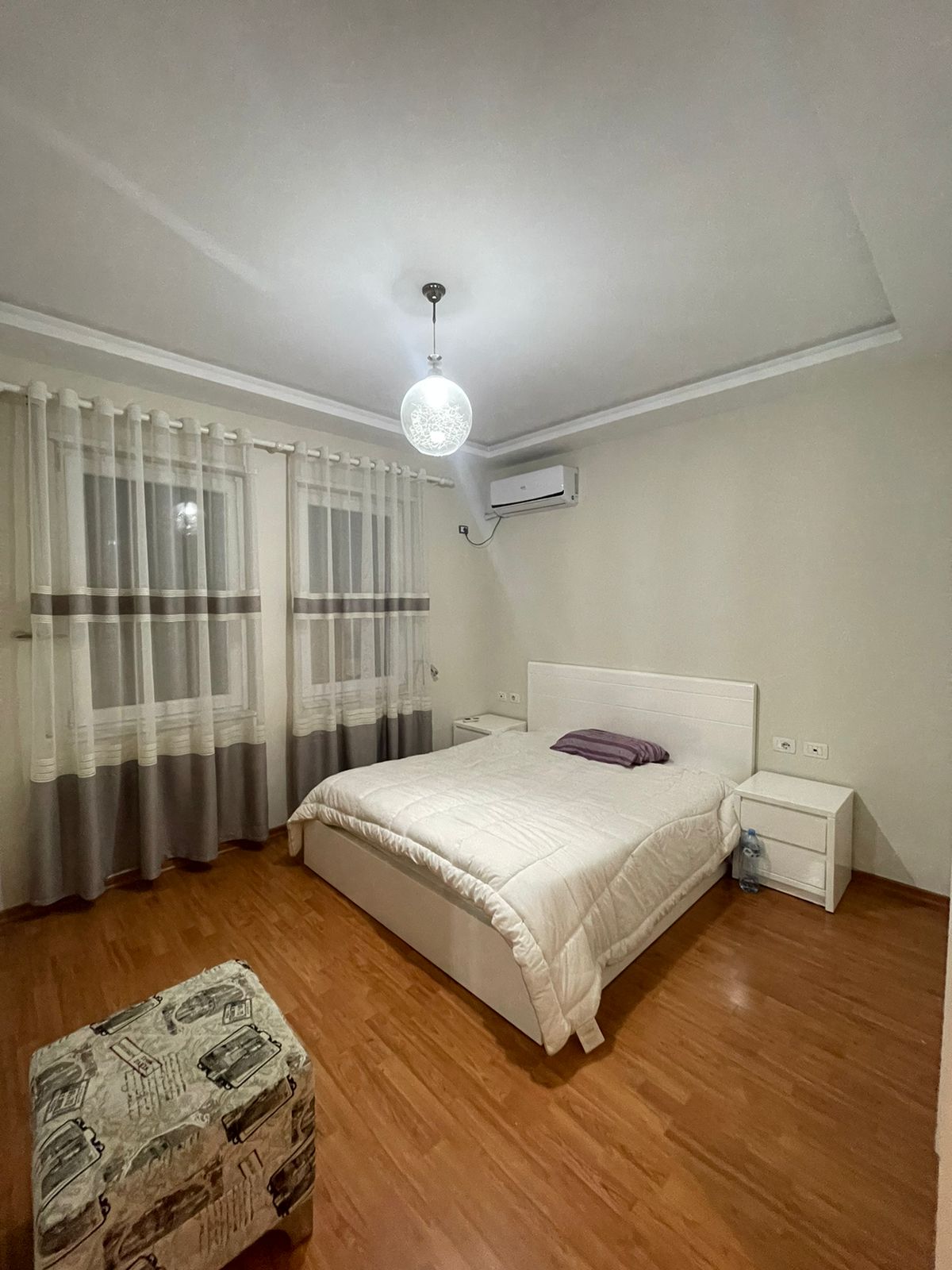 Foto e Apartment në shitje Komuna e parisit, Tiranë