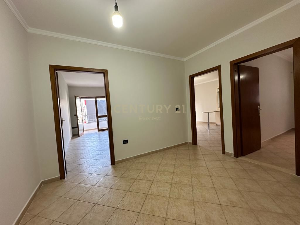 Foto e Apartment në shitje rruga artan lenja, Tiranë