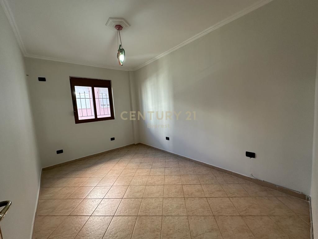 Foto e Apartment në shitje rruga artan lenja, Tiranë