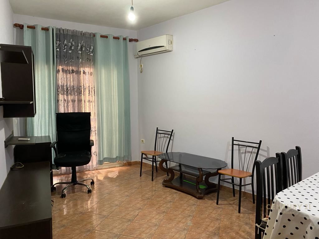 Foto e Apartment me qëra Astiri, Rruga Loni Ligori, Tiranë