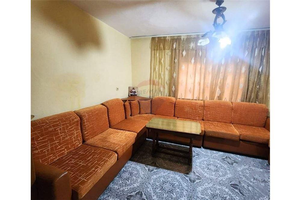 Foto e Apartment me qëra Perash, Sheshi Perash, Shkodër