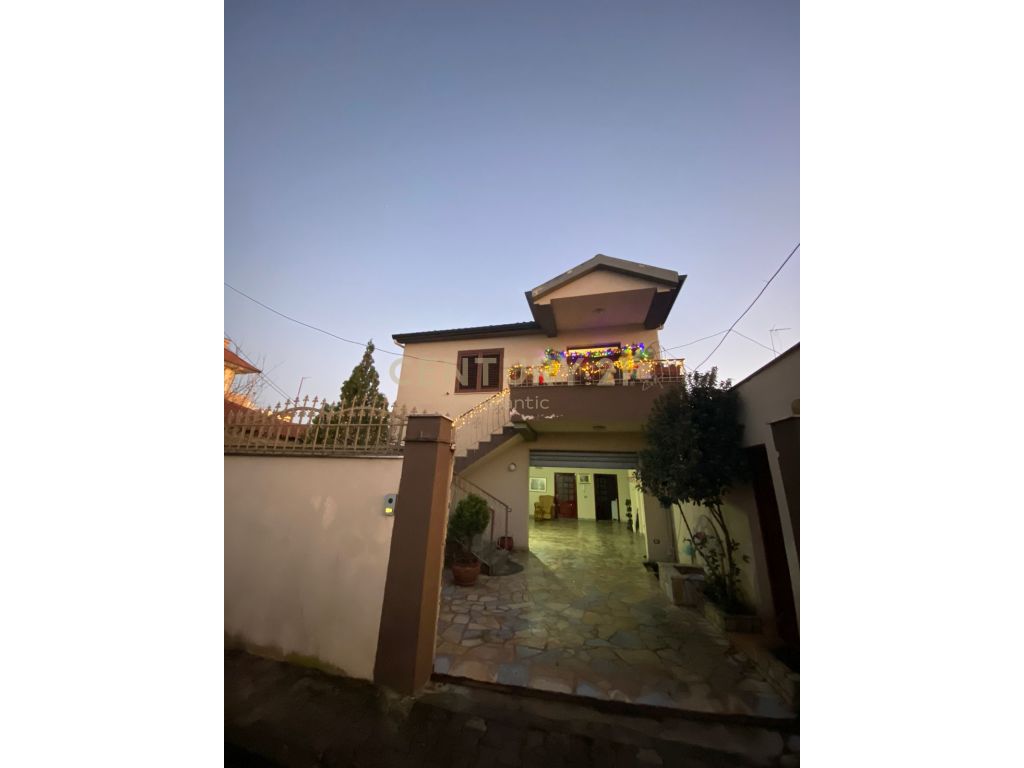 Foto e Shtëpi në shitje Shijak, Durrës