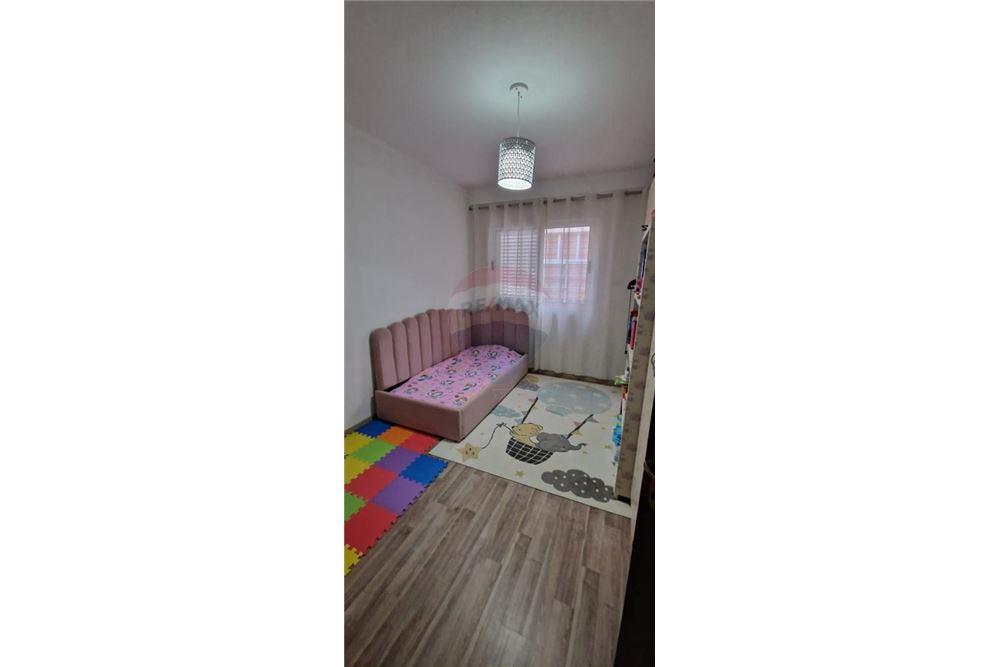 Foto e Apartment në shitje Rruga e Zallit, Kodra e Diellit, Tiranë