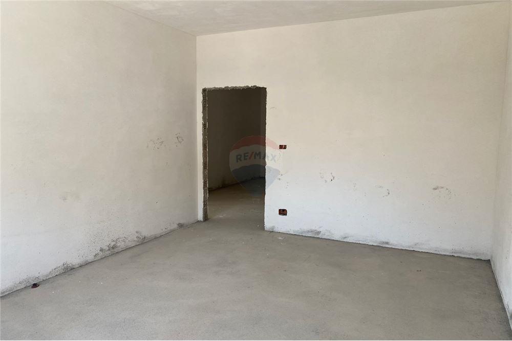Foto e Apartment në shitje Gjergj Arianiti, Sarandë