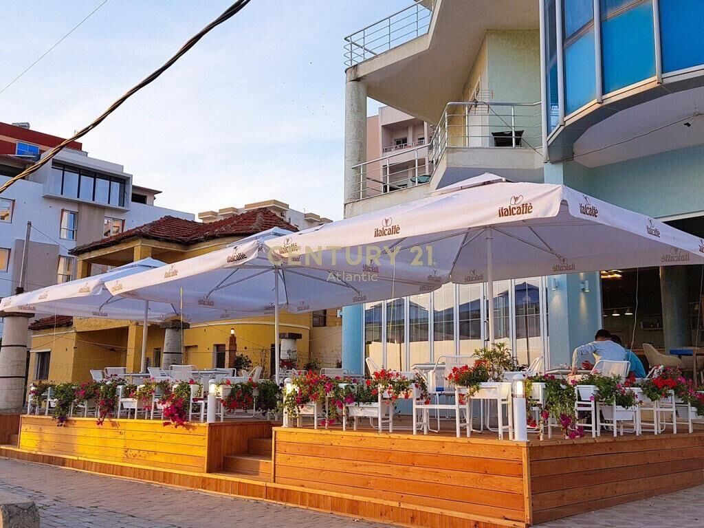 Foto e Bar and Restaurants në shitje Plazh Rrota e Kuqe, Durrës