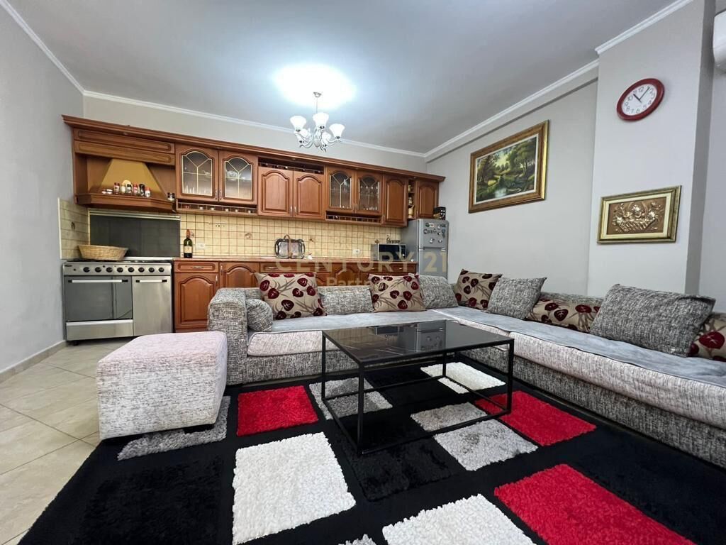 Foto e Apartment me qëra Myslym Shyri, Tiranë