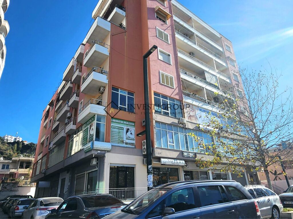 Foto e Apartment në shitje Gjykata e rrethit, Vlore, Prane gjykates dhe Ambulances, Vlorë
