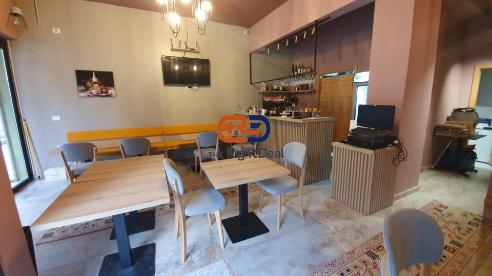 Foto e Bar and Restaurants me qëra Nobis, Rruga Sami Frashëri, Tiranë